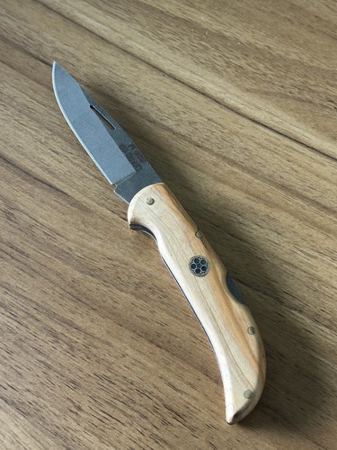 Coltello pieghevole - coltello,
