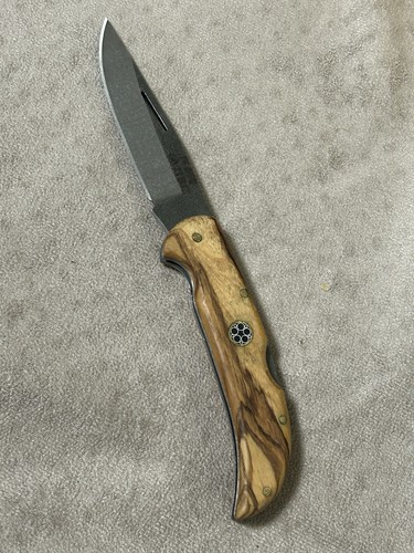 Coltello pieghevole - coltello,