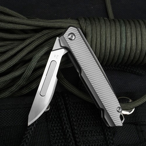 Lama bisturi titanio coltello