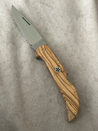 Coltello pieghevole fatto - coltello, a